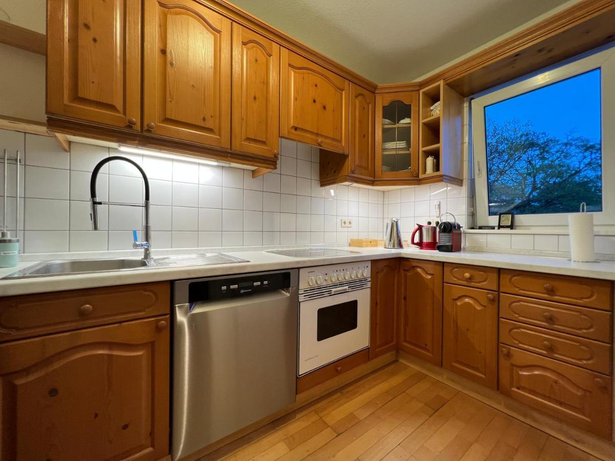Maisonette Penthouse Fuer 8 Personen By Rabe - Free Netflix & Kostenloser Parkplatz & Grosse Terrasse Karlsruhe Dış mekan fotoğraf