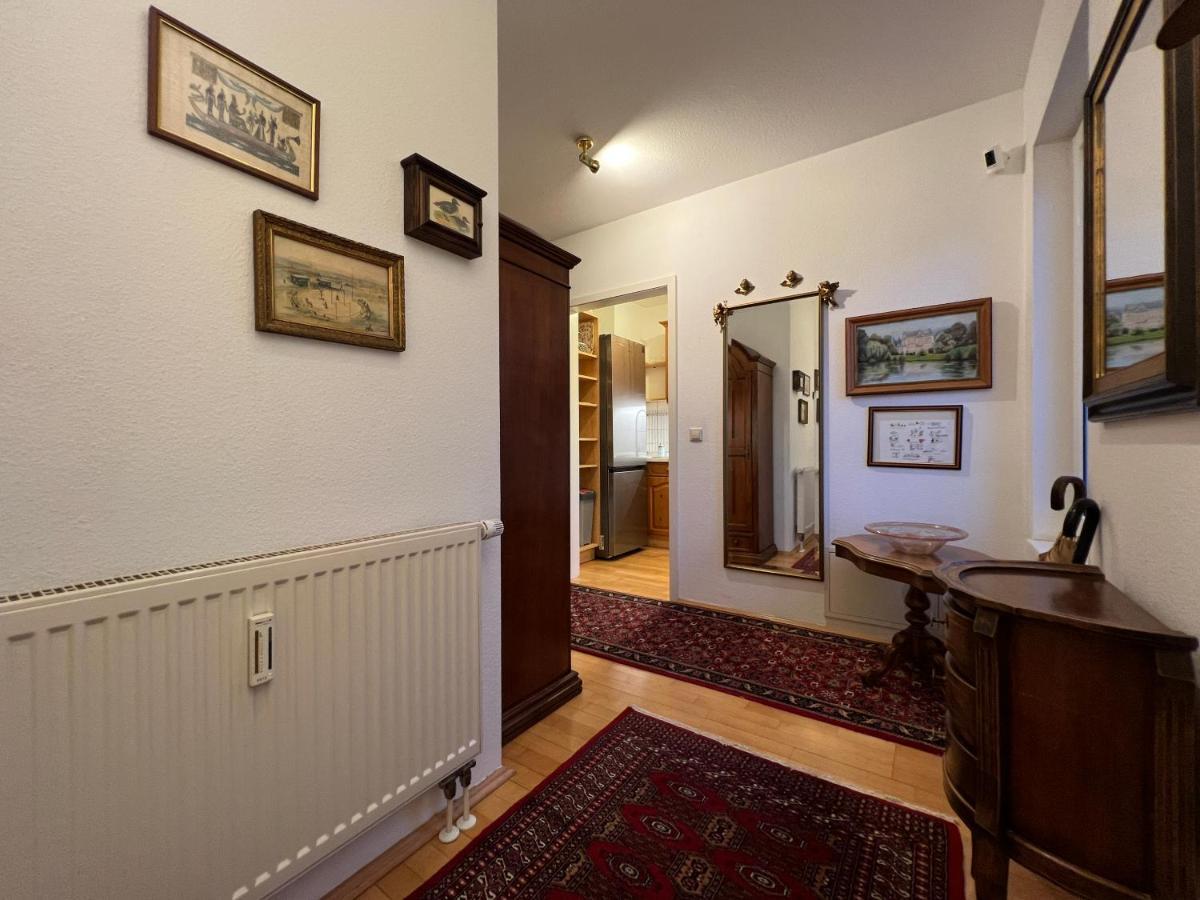 Maisonette Penthouse Fuer 8 Personen By Rabe - Free Netflix & Kostenloser Parkplatz & Grosse Terrasse Karlsruhe Dış mekan fotoğraf